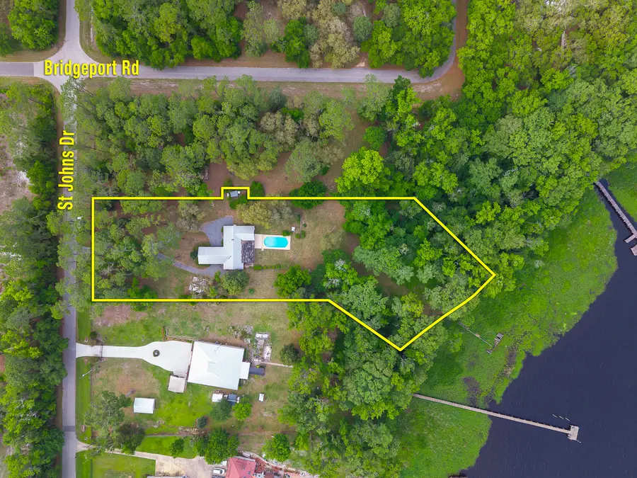 202 Saint Johns Drive, Palatka, FL 32177 - #2