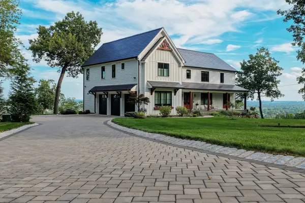 610 Johnston Dr, Watchung Boro, NJ 07069