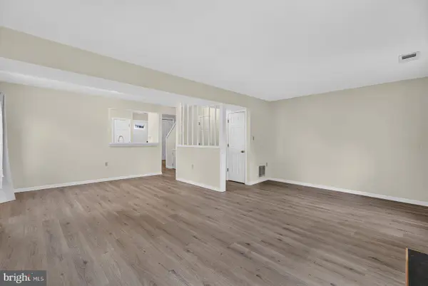 111 Equestrian Dr, STEPHENS CITY, VA 22655