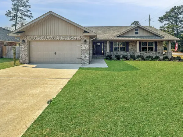 5908 Silvercrest Boulevard, Crestview, FL 32536