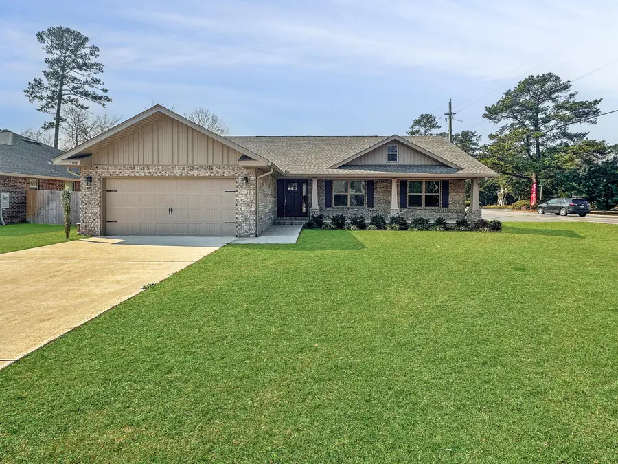 5908 Silvercrest Boulevard, Crestview, FL 32536 - Image #3