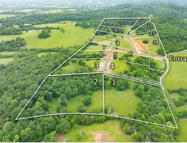 345 Brazier Ln, Gallatin, TN 37066