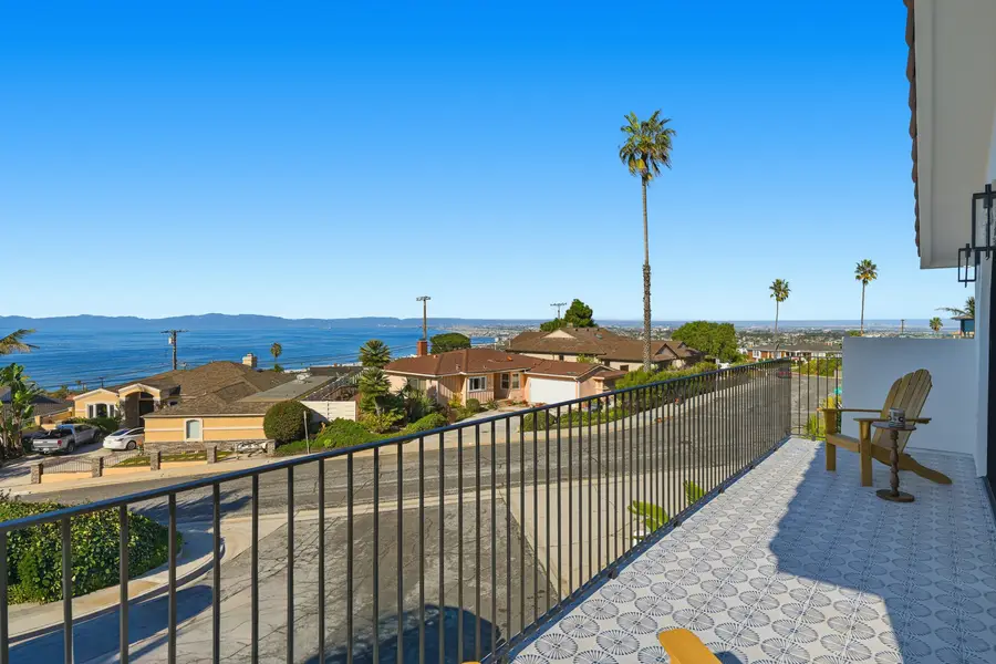 406 Via Mesa Grande, Redondo Beach, CA 90277 - Image #3