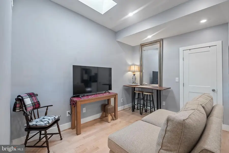 833 19th St Ne #3, Washington, DC 20002 - #3