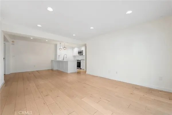 5257 Radford Ave #101, Valley Village, CA 91607