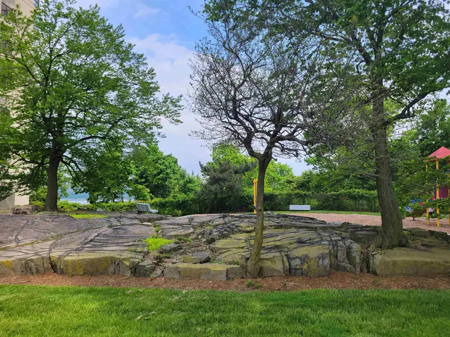 6 Horizon Road 310, Fort Lee, NJ 07024 - #3