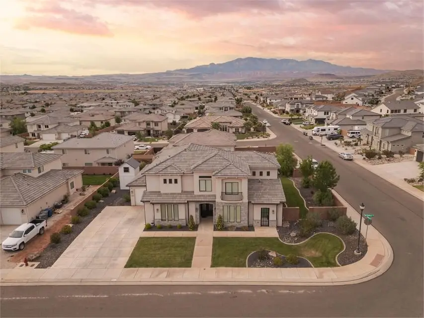 3397 E Maple Mountain Dr, Saint George, UT 84790 - #2