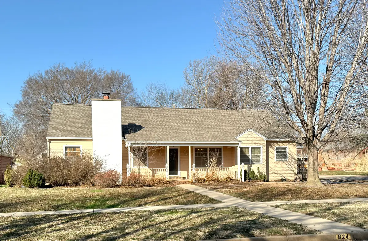 624 N Springfield, Anthony, KS 67003 - #1