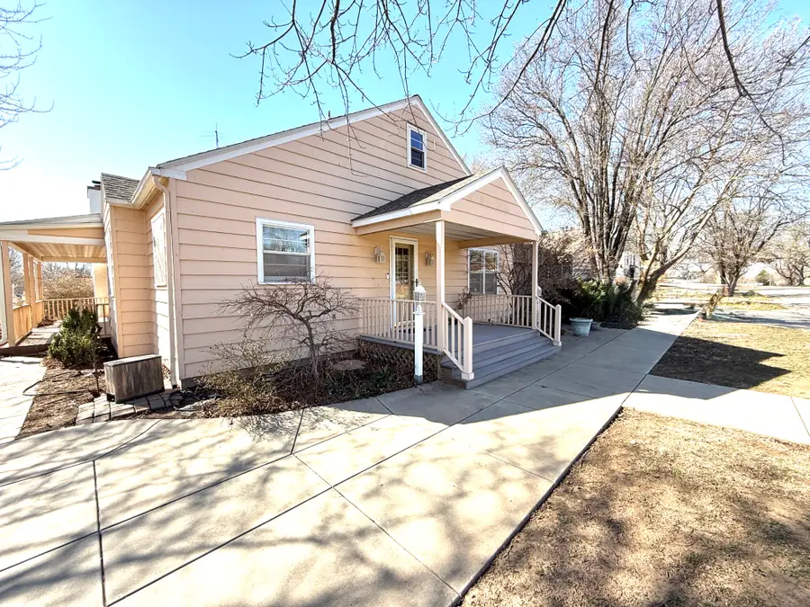 624 N Springfield, Anthony, KS 67003 - #2