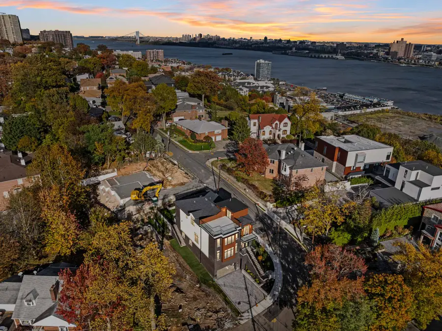 61 Edgewater Road, Cliffside Park, NJ 07010 - #2