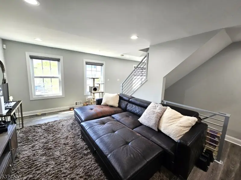 6 Rutgers Drive, Newark, NJ 07103 - #2