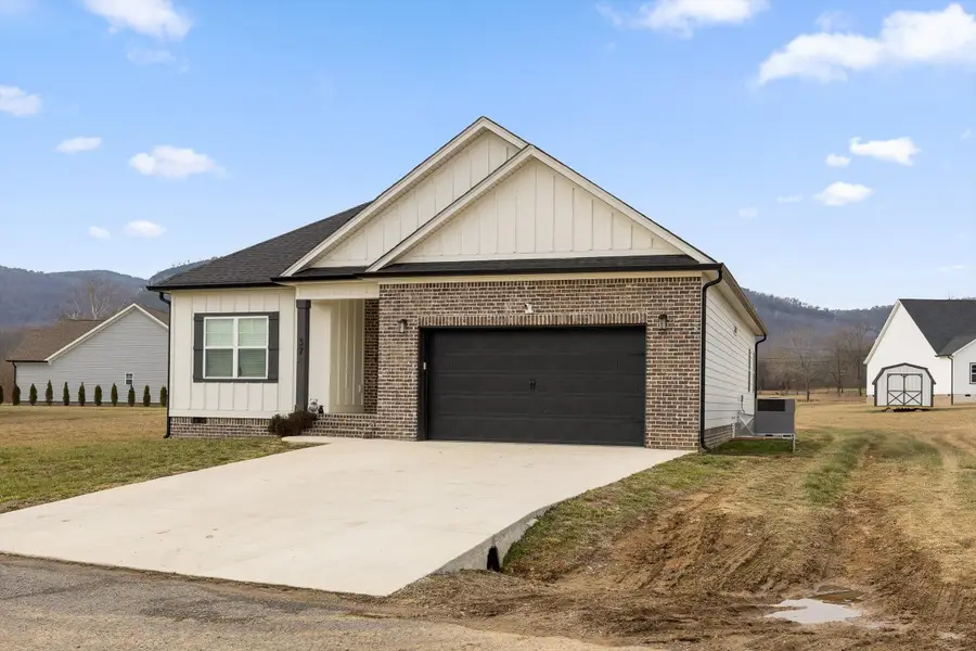 37 Golden Street, Dunlap, TN 37327 - #3