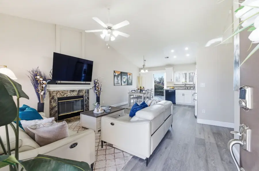 1270 Alder Street, Hollister, CA 95023 - #2