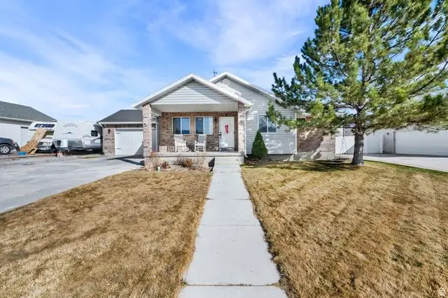 4610 N Kestrel Way, Eagle Mountain, UT 84005 - #2