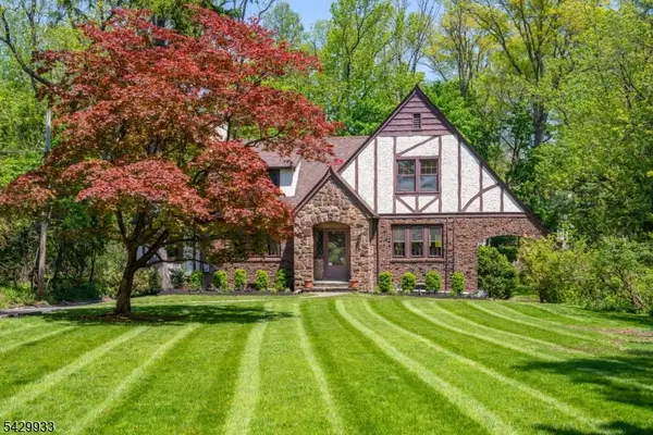 184 Old Short Hills Rd, Millburn Twp., NJ 07078