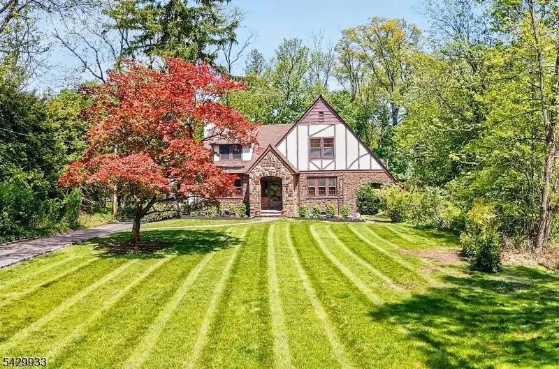 184 Old Short Hills Rd, Short Hills, NJ 07078 - #3