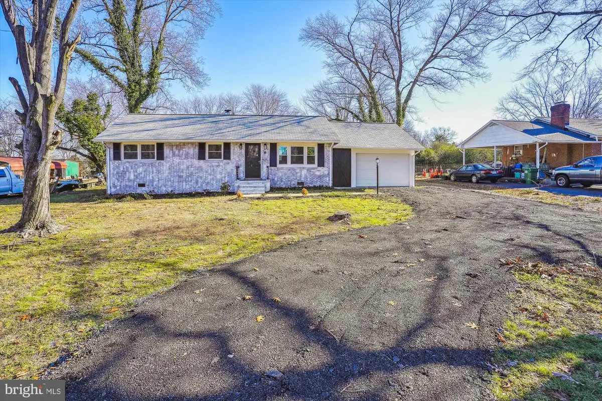 822 Forbes St, Fredericksburg, VA 22405 - #1