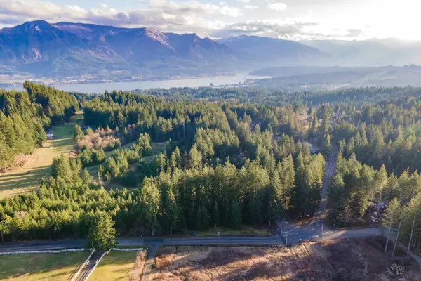 Loop Rd, Stevenson, WA 98648