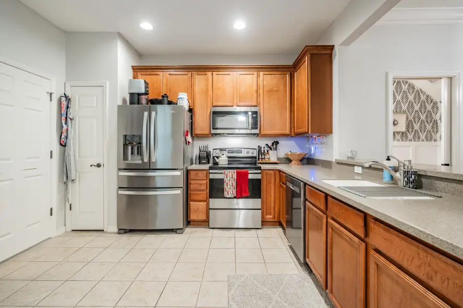11836 13th Way N, Saint Petersburg, FL 33716 - #3