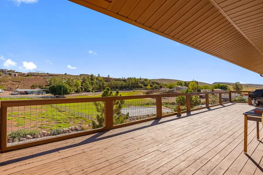 696 S Silver Valley Rd, Leeds, UT 84746 - #2
