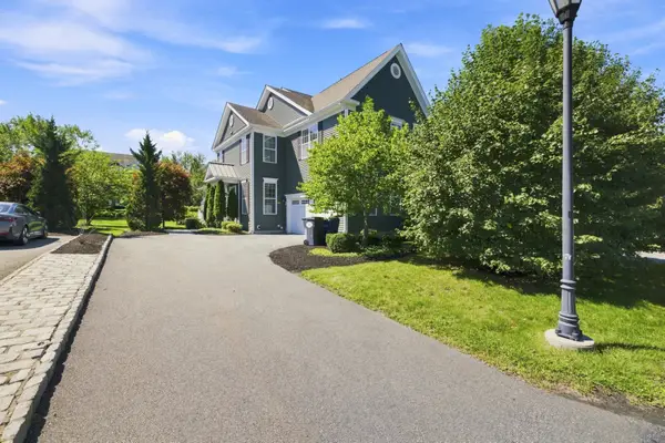 18 Simeon Howard Way #18, Westborough, MA 01581