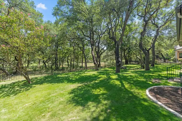 188 Trail Rider Way, Georgetown, TX 78633