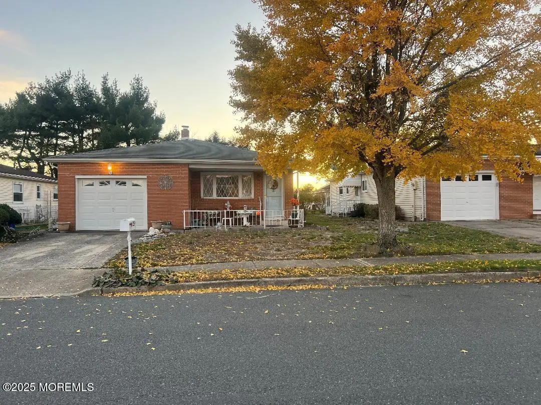 29 Tivoli Street, Toms River, NJ 08757 - Image #1