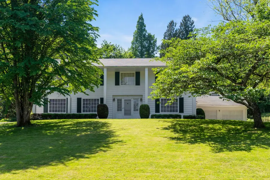 11385 S Riverwood Rd, Portland, OR 97219 - #3