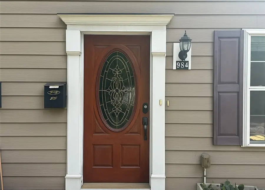 982 Plainfield St #4, Johnston, RI 02919 - Image #2