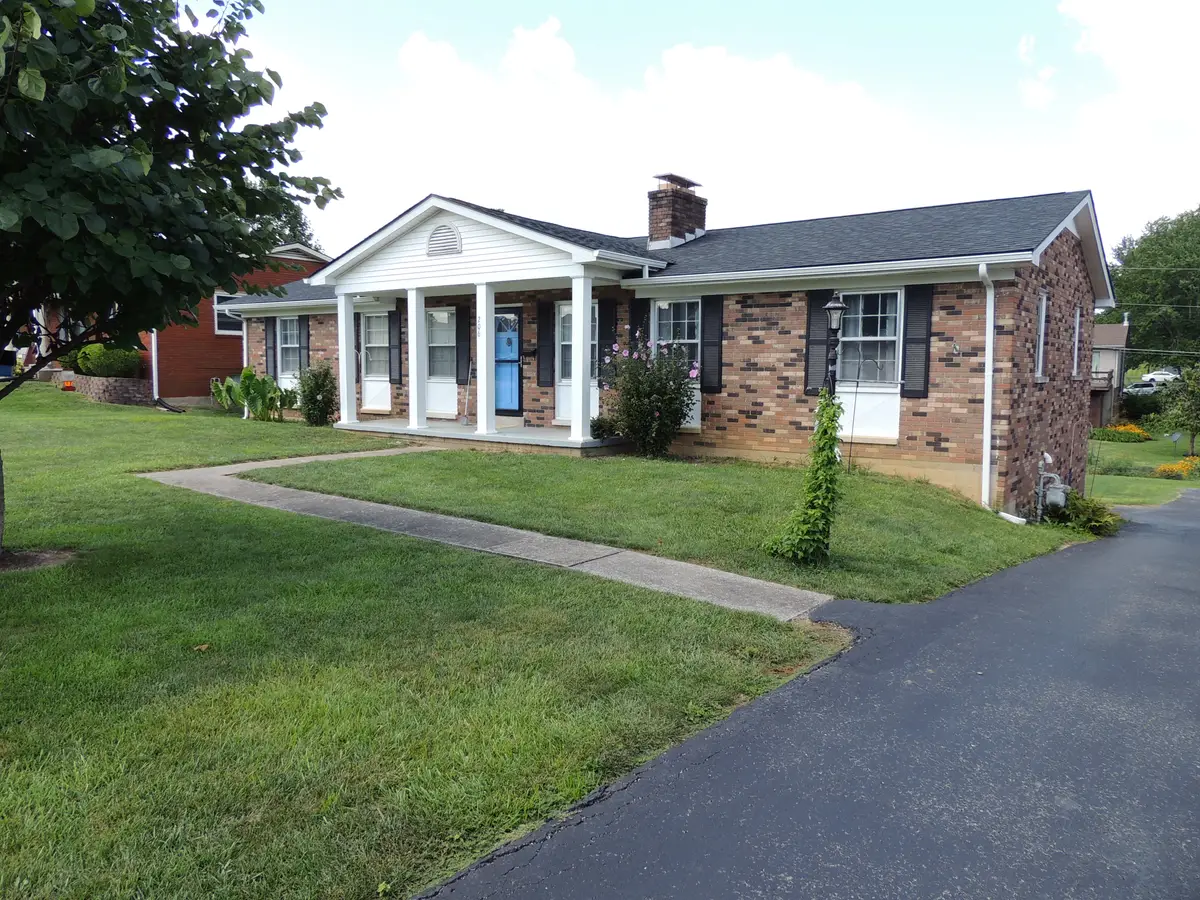 206 Bellwood Court, Frankfort, KY 40601 - #1