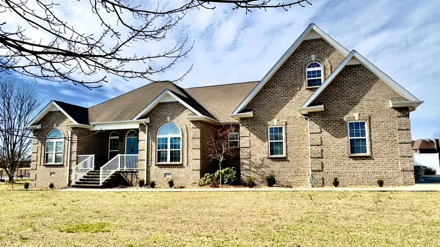 192 Hills Dr, Hillsboro, TN 37342 - #3