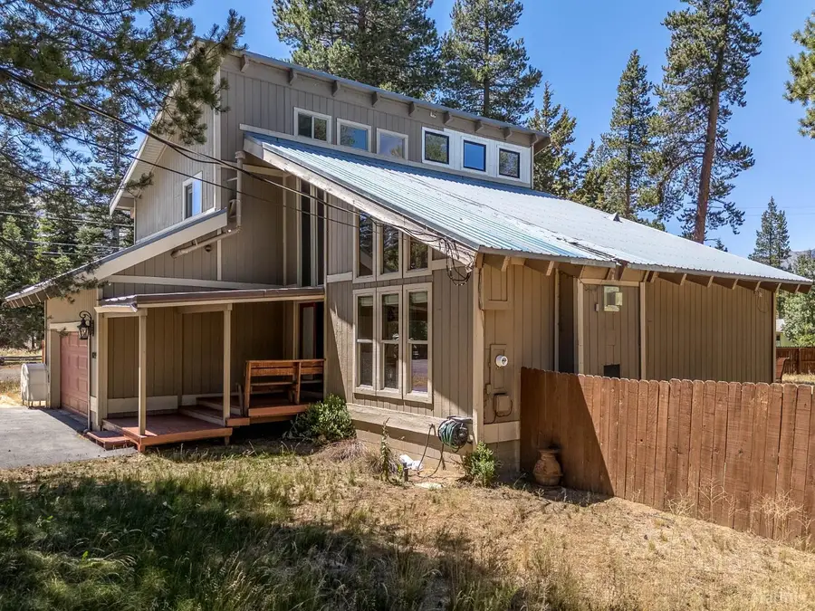1029 Modoc Way, South Lake Tahoe, CA 96150 - #3