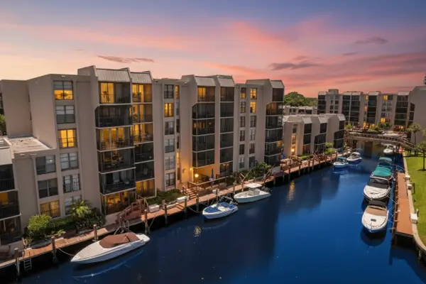 6 Royal Palm Way #509, Boca Raton, FL 33432