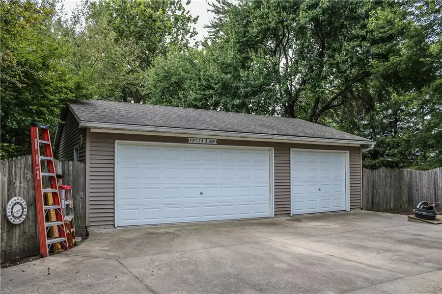 502 S Parke Street, Tuscola, IL 61953 - #3