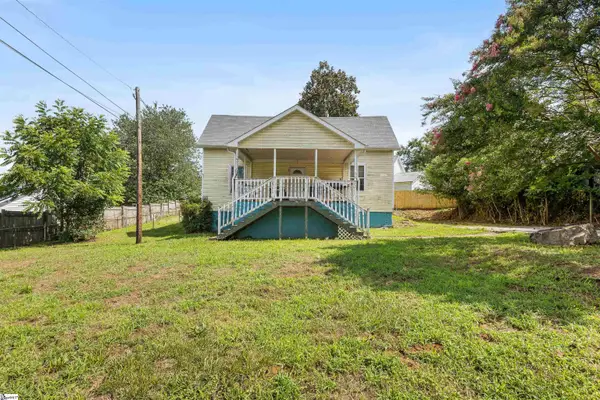 31 Mccaughrin Street, Pelzer, SC 29669