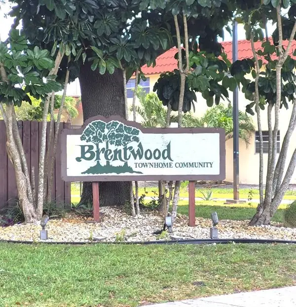 6659 SW 41st Place #38, Davie, FL 33314