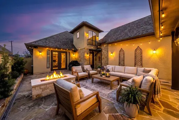 2916 Rock Barn, Kerrville, TX 78028