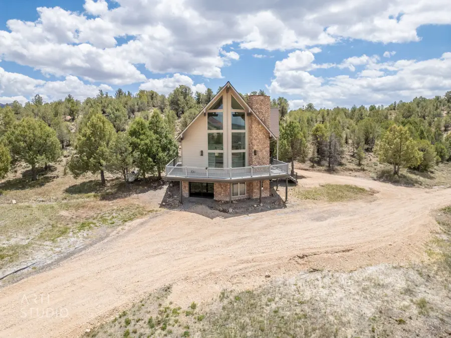 1790 E Paunsaugunt Cliffs Dr, Hatch, UT 84735 - #2