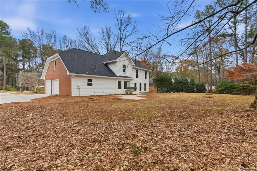 2756 Saxon Drive, Duluth, GA 30096 - Image #3