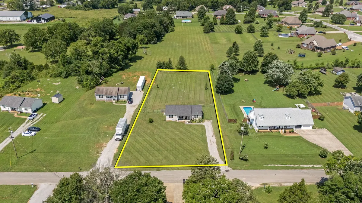 3937 Honeysuckle Way, Chapel Hill, TN 37034 - Image #1