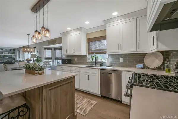 4 Apple Lane, Wading River, NY 11792