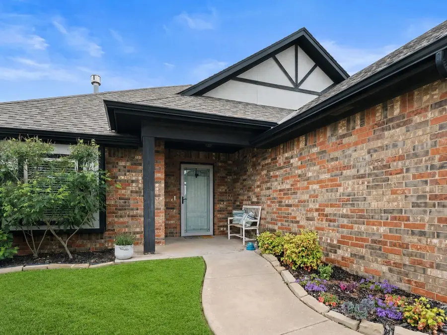 18601 Maidstone Lane, Edmond, OK 73012 - #3