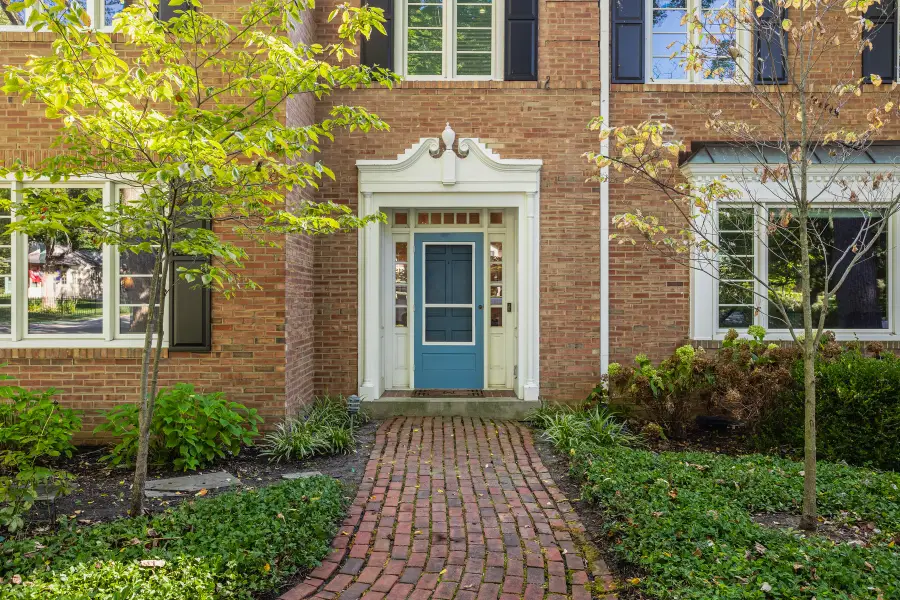 7085 N Pennsylvania Street, Indianapolis, IN 46220 - Image #3