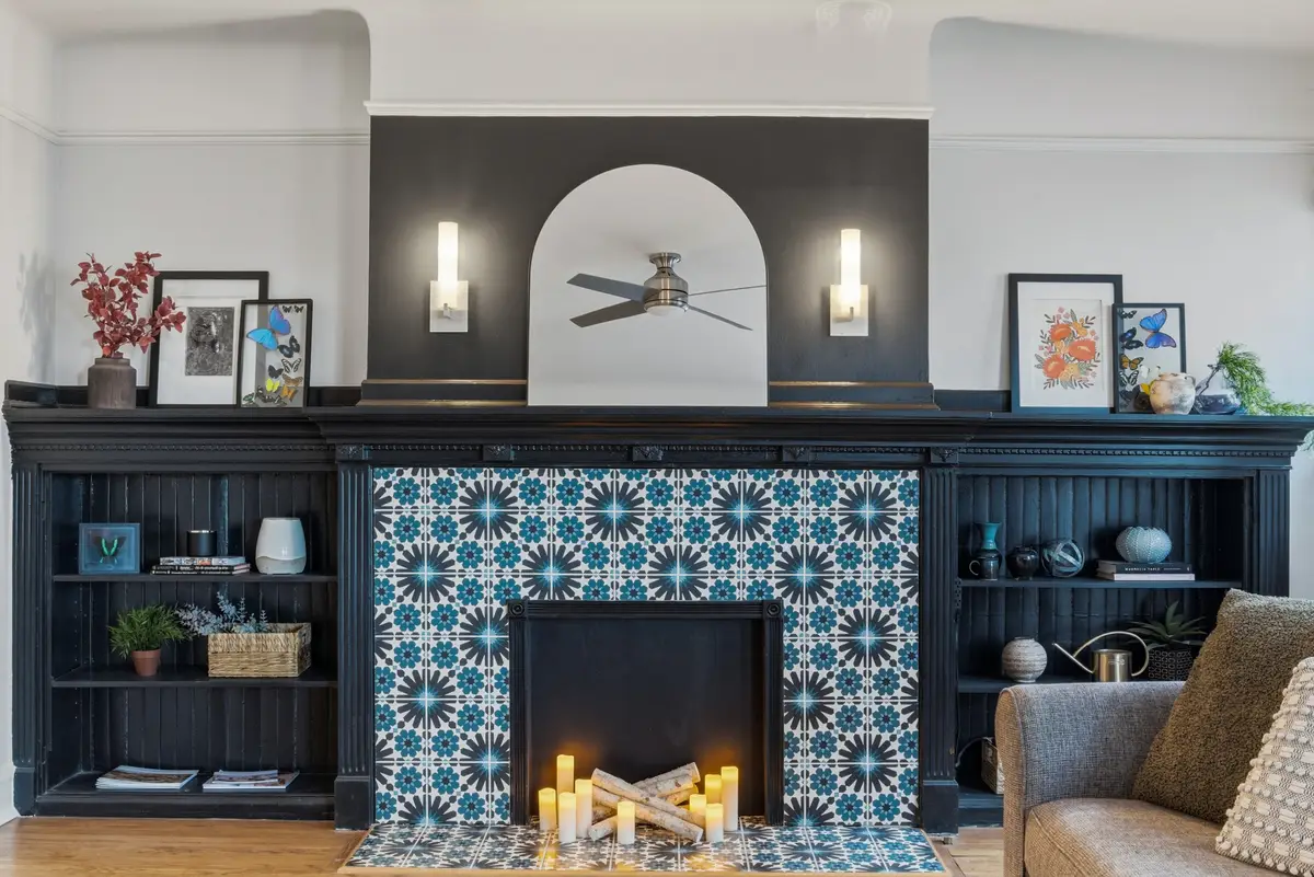 1714 E Kane PLACE #L, Milwaukee, WI 53202 - #1