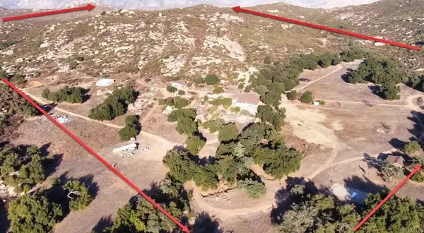 24352 Featherstone Canyon Rd, Lakeside, CA 92040