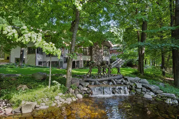 1420 Tamarack Drive, Medina, MN 55356