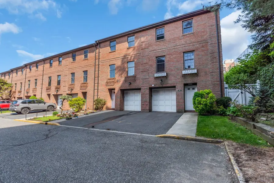 3661 Meadow Lane, North Bergen, NJ 07047 - #3