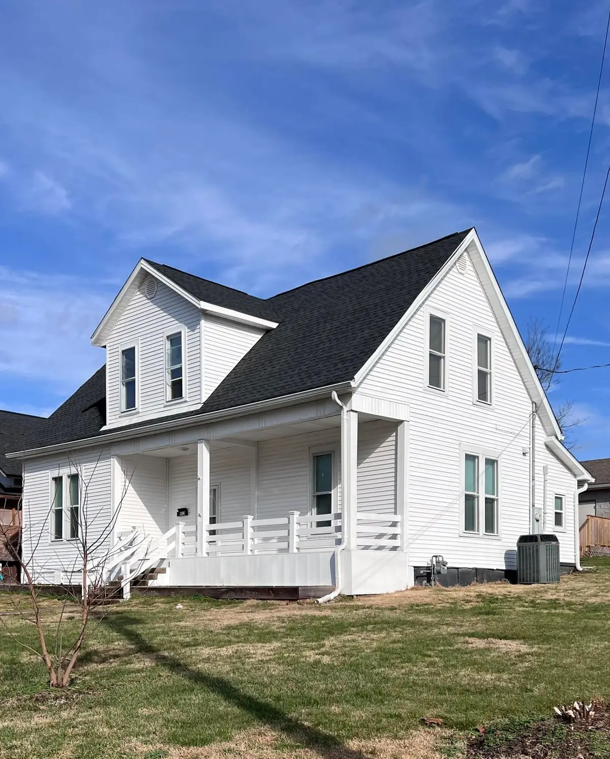 402 Park Avenue, Irvine, KY 40336 - #1