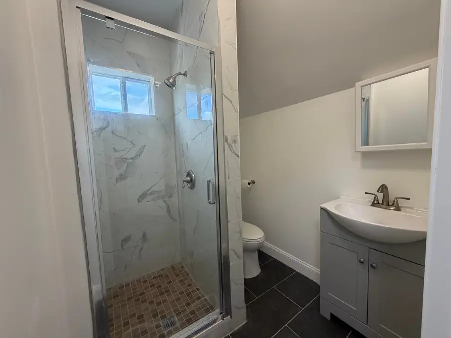 402 Park Avenue, Irvine, KY 40336 - #3