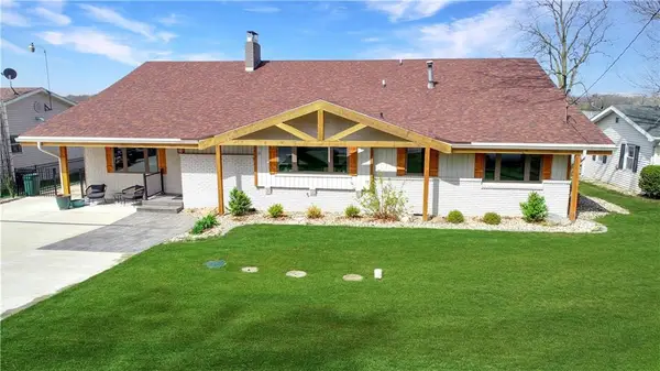 74 Shorts Drive, Neoga, IL 62447